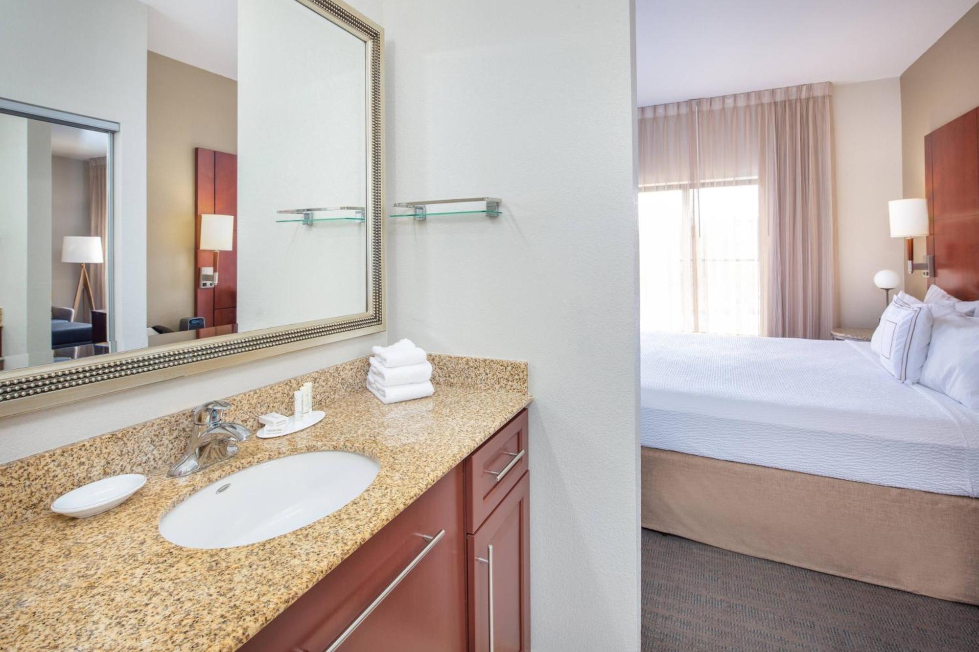Residence Inn Phoenix Nw/Съпрайз Екстериор снимка
