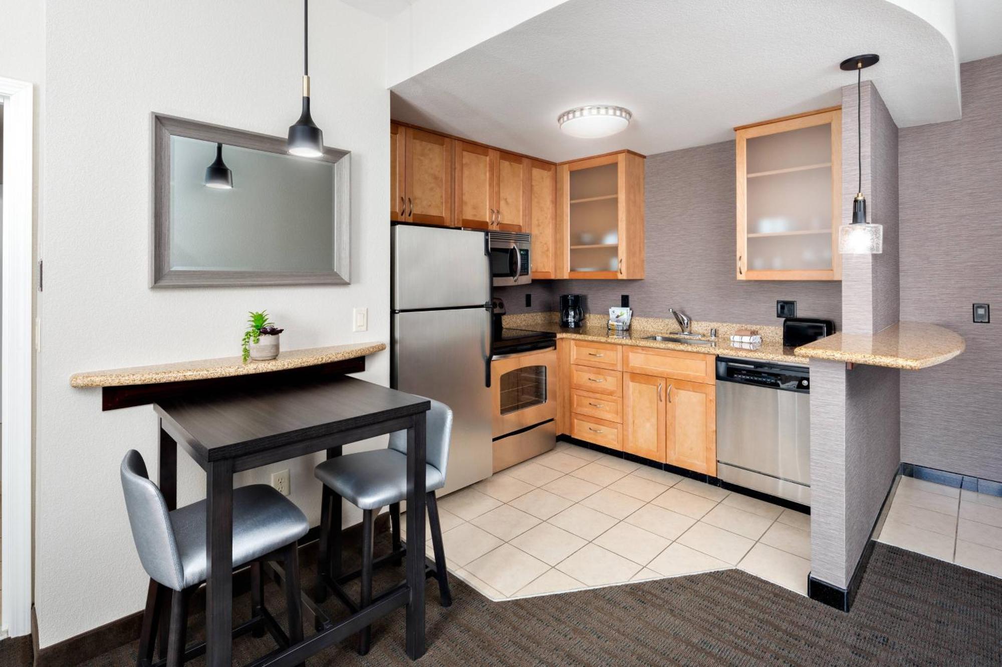 Residence Inn Phoenix Nw/Съпрайз Екстериор снимка